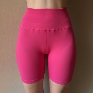PINK NUX BIKER/YOGA SHORTS